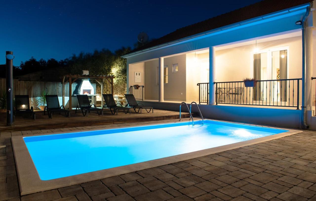 Holiday Home - Balde Pristeg Luaran gambar
